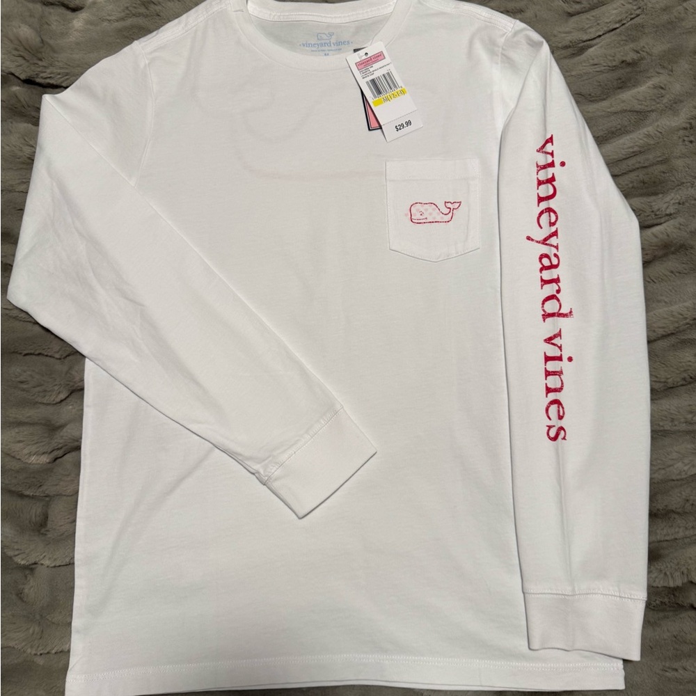 New Vineyard Vines heart L/S shirt